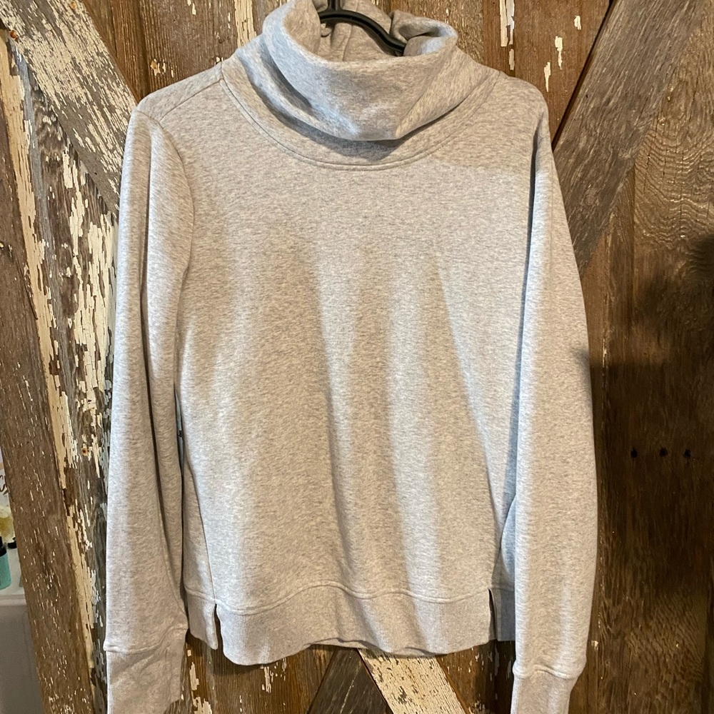 Light gray turtle neck sweater